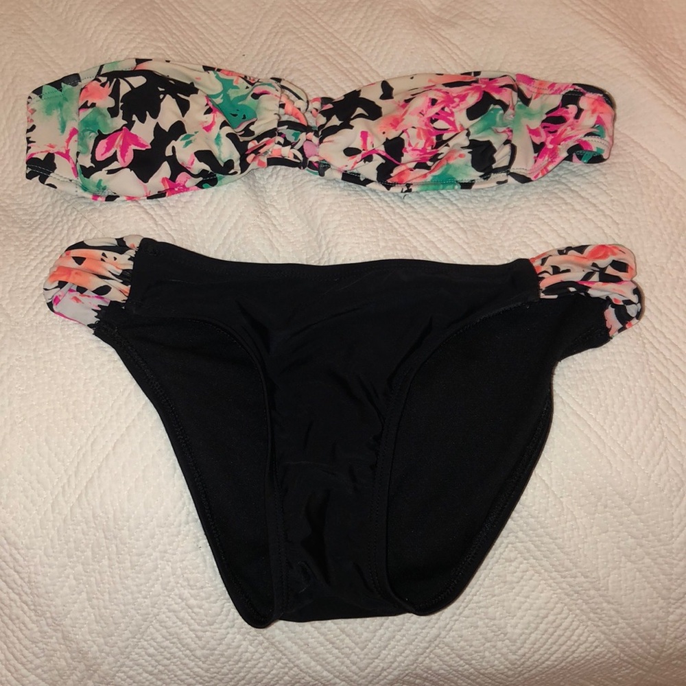 swim suit
